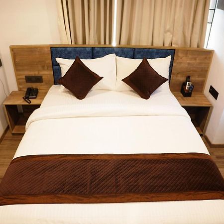Dream Hotel - Richmond バンガロール エクステリア 写真