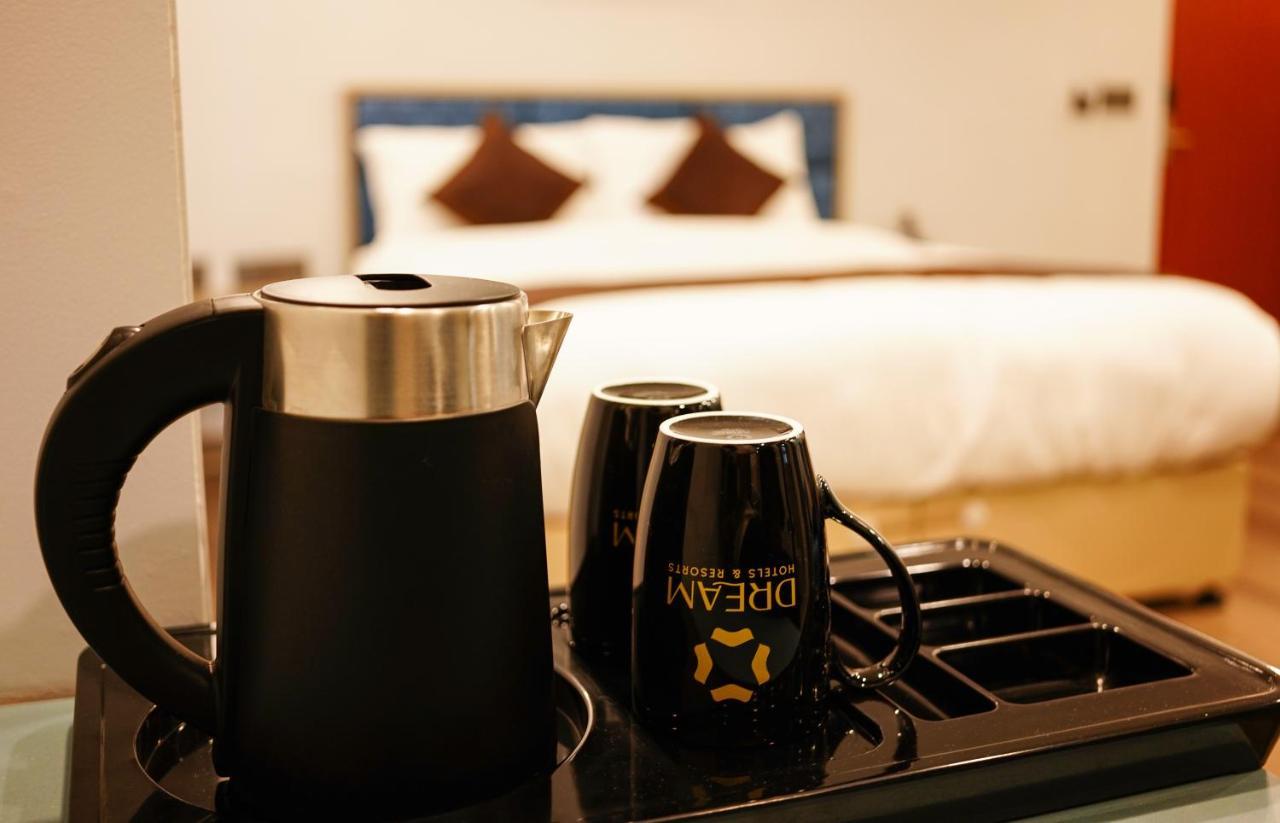 Dream Hotel - Richmond バンガロール エクステリア 写真